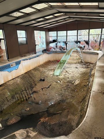 1605 8th, Mt Pleasant, TX 75455