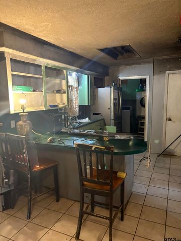 1605 8th, Mt Pleasant, TX 75455