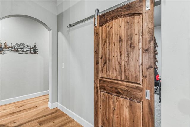 63114 Pikes Court, Bend, OR 97701