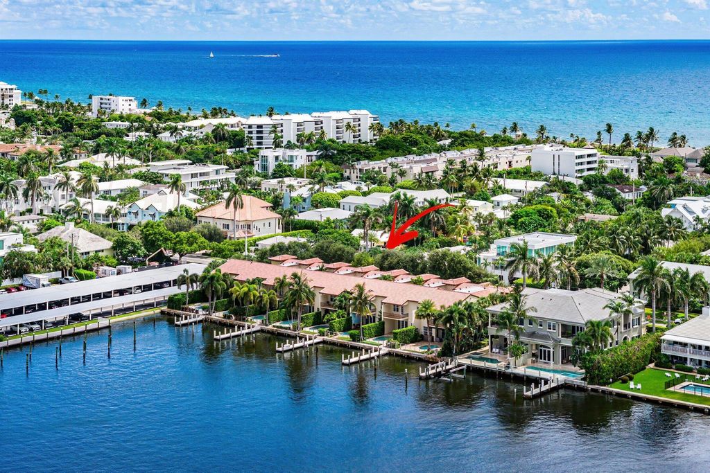 256 Venetian Drive, Delray Beach, FL 33483