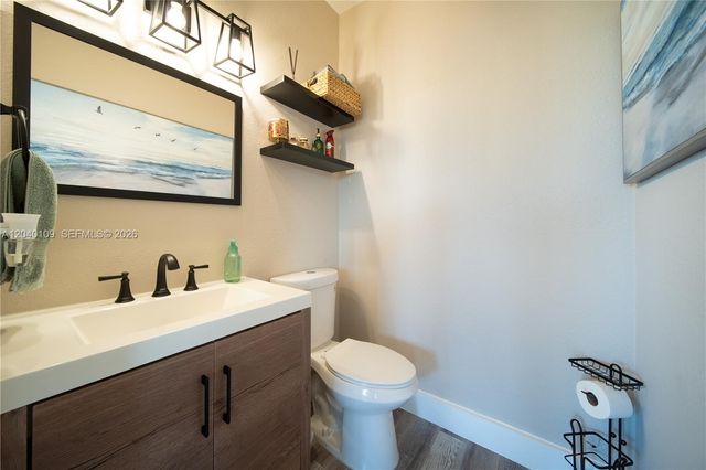 754 NW 154th Avenue, Pembroke Pines, FL 33028