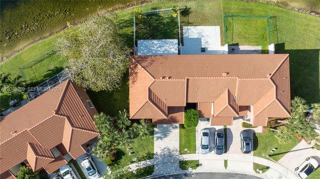 754 NW 154th Avenue, Pembroke Pines, FL 33028