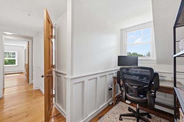 24 Worcester St, Grafton, MA 01519