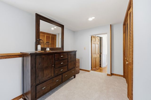24 Worcester St, Grafton, MA 01519