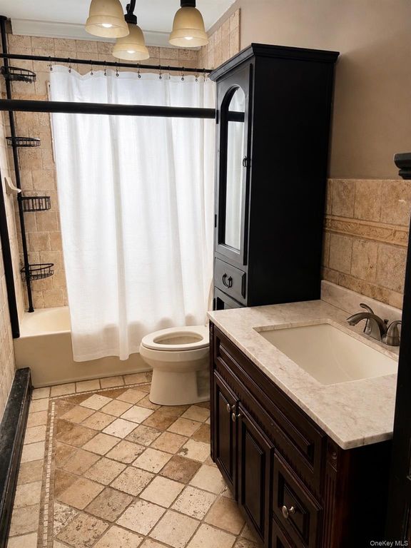 2573 Harvard Lane, Seaford, NY 11783 — photo 3