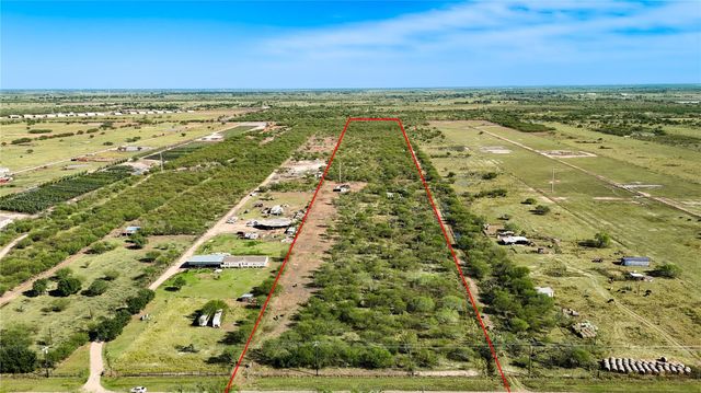 10742-10828 Kerr Rd, Hempstead, TX 77445