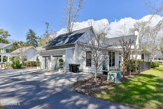 44 Oak Pond Passage, Beaufort, SC 29906