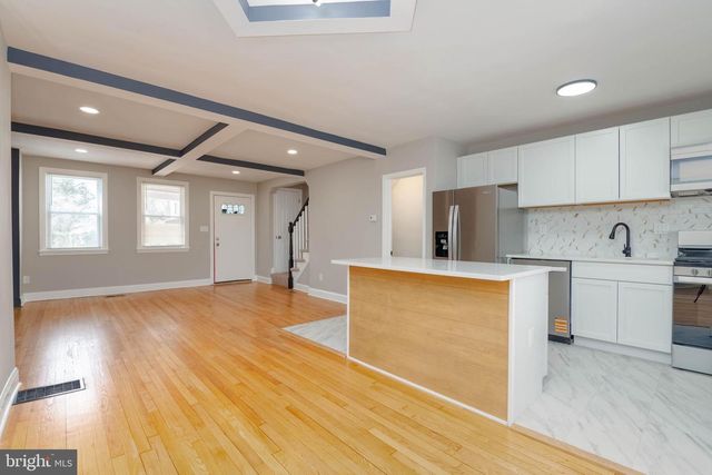 209 MOUNT HOLLY ST, Baltimore, MD 21229