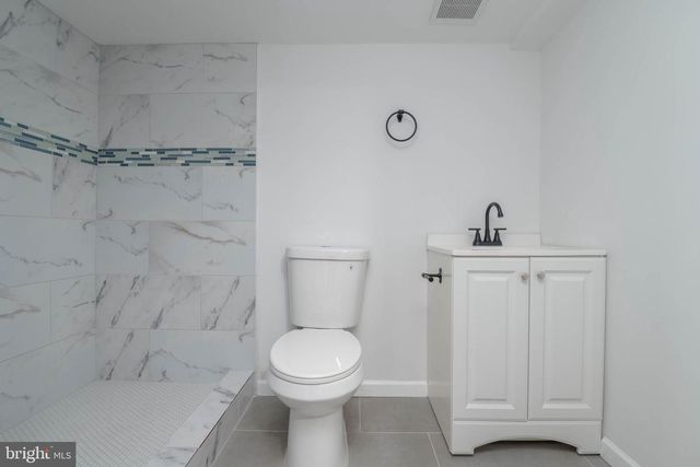 209 MOUNT HOLLY ST, Baltimore, MD 21229