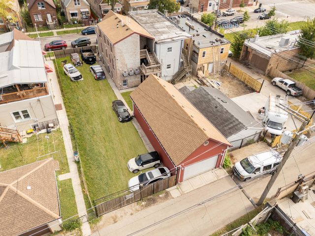 820 N Monticello Avenue, Chicago, IL 60651