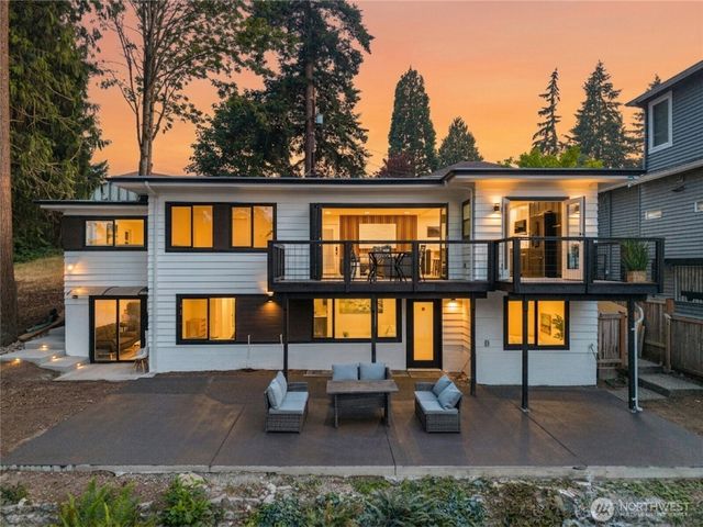 13202 Bitter Place N, Seattle, WA 98133