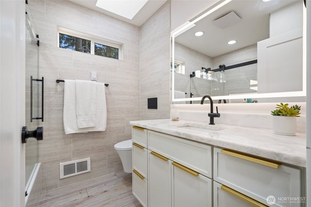 13202 Bitter Place N, Seattle, WA 98133