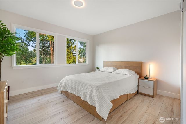 13202 Bitter Place N, Seattle, WA 98133