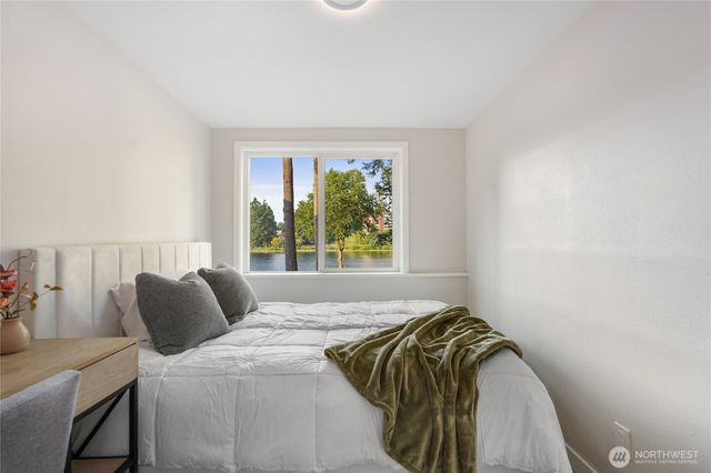 13202 Bitter Place N, Seattle, WA 98133