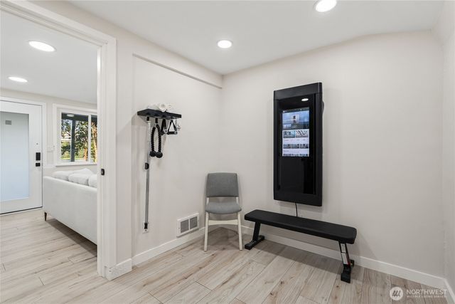 13202 Bitter Place N, Seattle, WA 98133