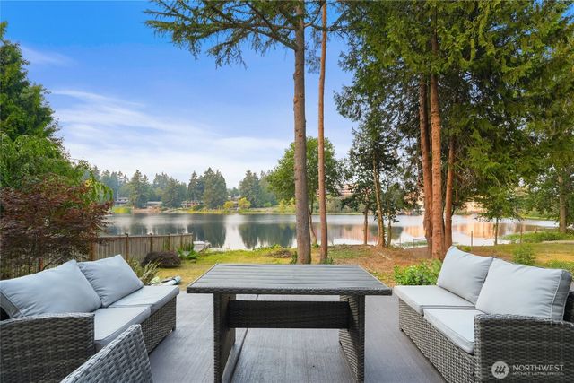 13202 Bitter Place N, Seattle, WA 98133