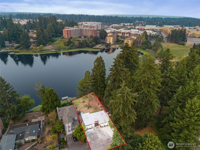 13202 Bitter Place N, Seattle, WA 98133