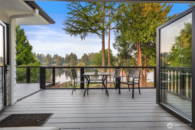 13202 Bitter Place N, Seattle, WA 98133