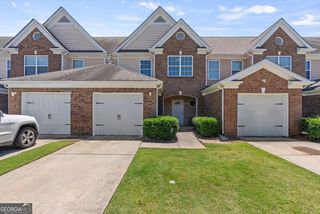 121 Village Drive, Loganville, GA 30052