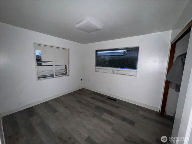 7221 S Warner Street, Tacoma, WA 98409