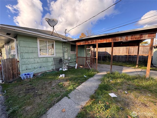 7221 S Warner Street, Tacoma, WA 98409