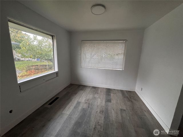 7221 S Warner Street, Tacoma, WA 98409