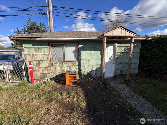 7221 S Warner Street, Tacoma, WA 98409