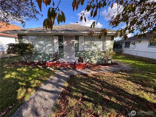 7221 S Warner Street, Tacoma, WA 98409