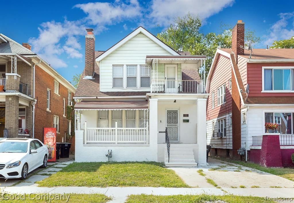 12123 Santa Rosa Drive, Detroit, MI 48204