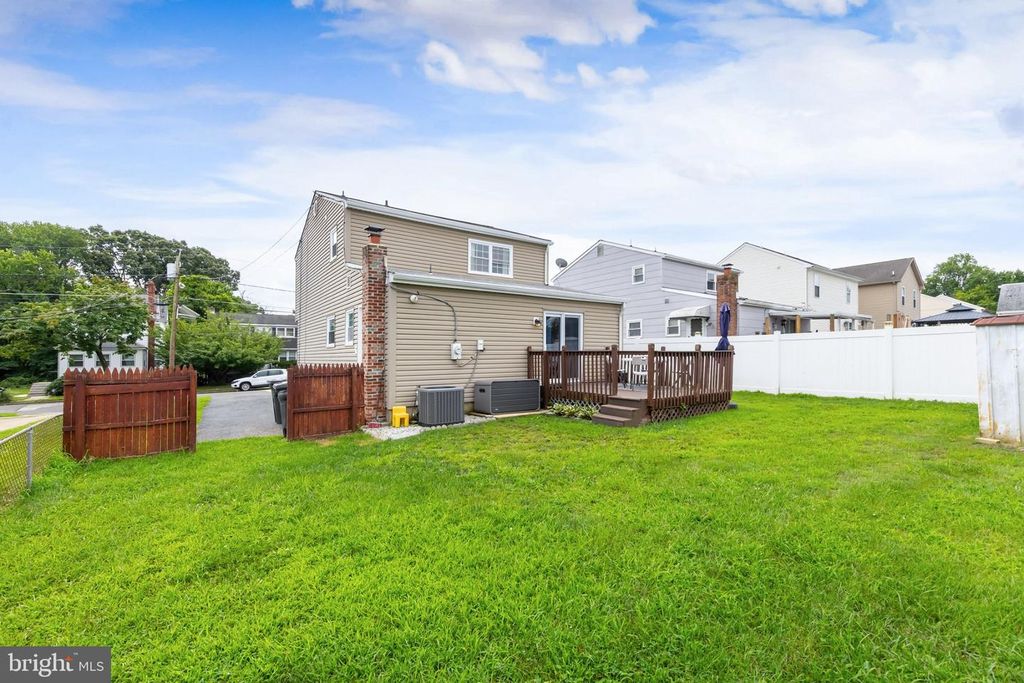 8725 OSLER AVE, PENNSAUKEN, NJ 08109 — photo 4