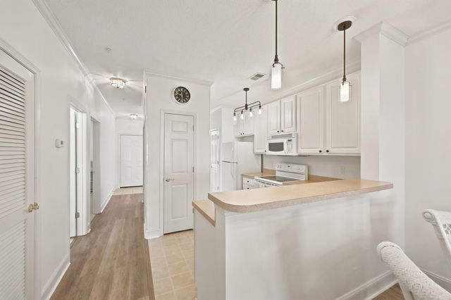1100 Commons Blvd Unit 307, Myrtle Beach, SC 29572