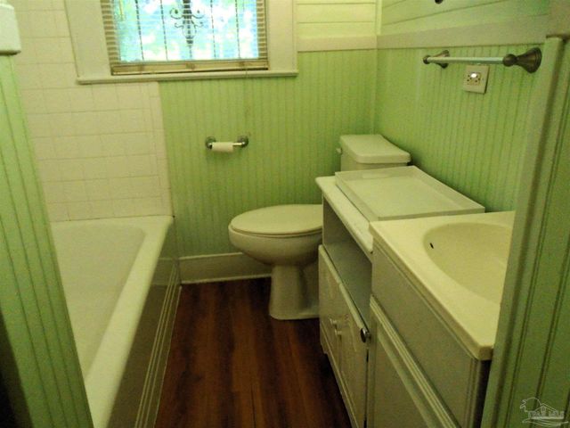 2612 W Blount St, Pensacola, FL 32505
