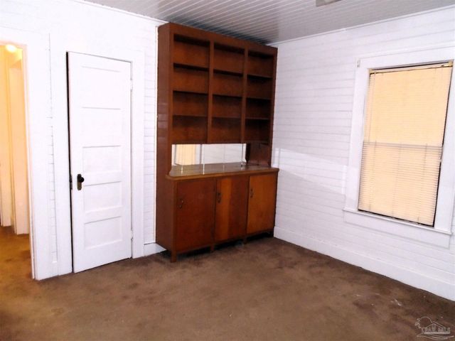 2612 W Blount St, Pensacola, FL 32505