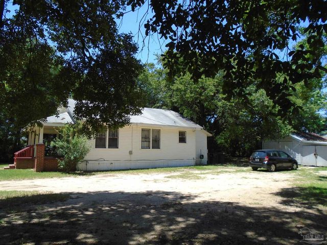 2612 W Blount St, Pensacola, FL 32505