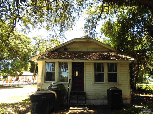 2612 W Blount St, Pensacola, FL 32505