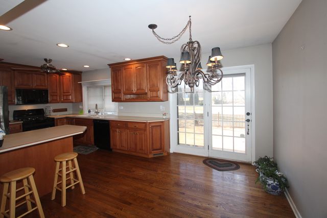 207 York Place, New Lenox, IL 60451