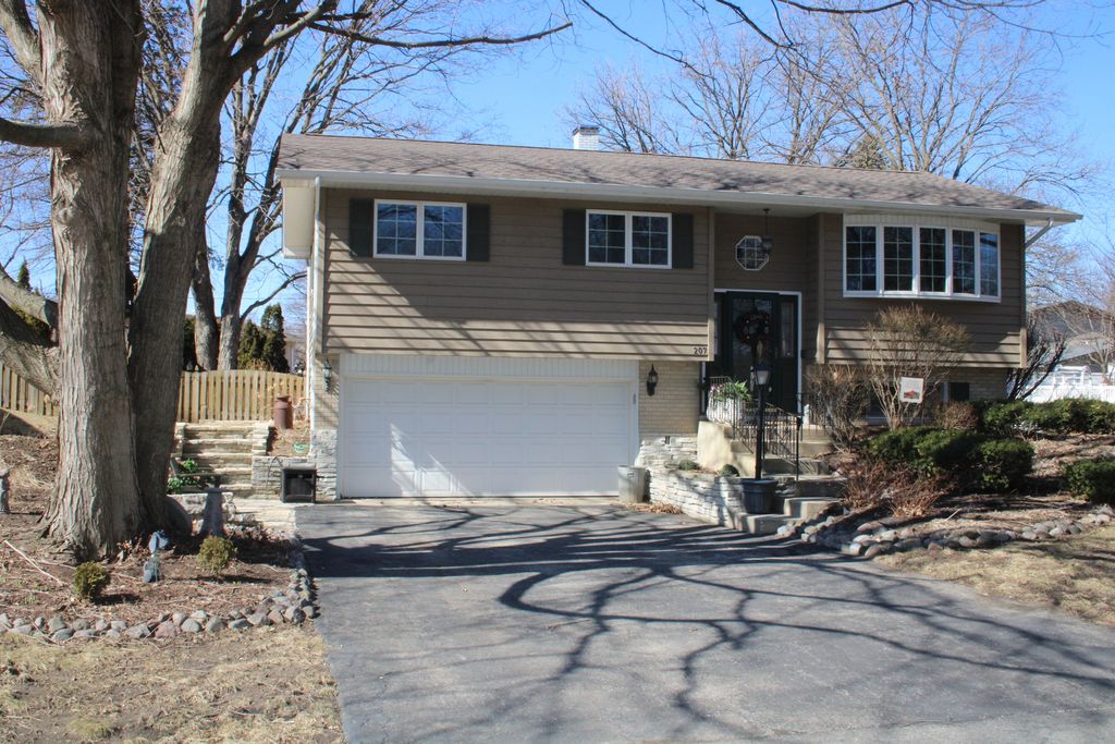 207 York Place, New Lenox, IL 60451