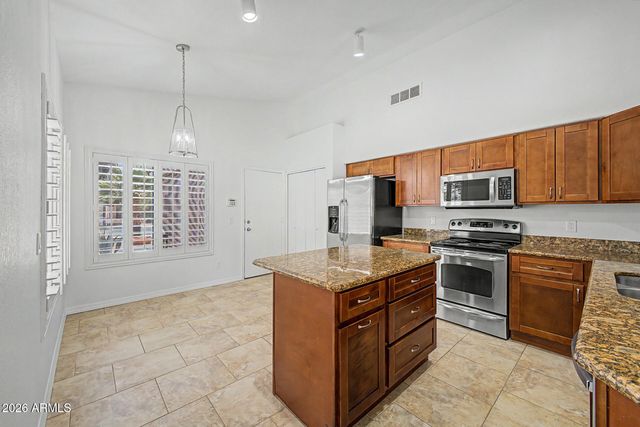 1046 N SAN BENITO Drive, Gilbert, AZ 85234
