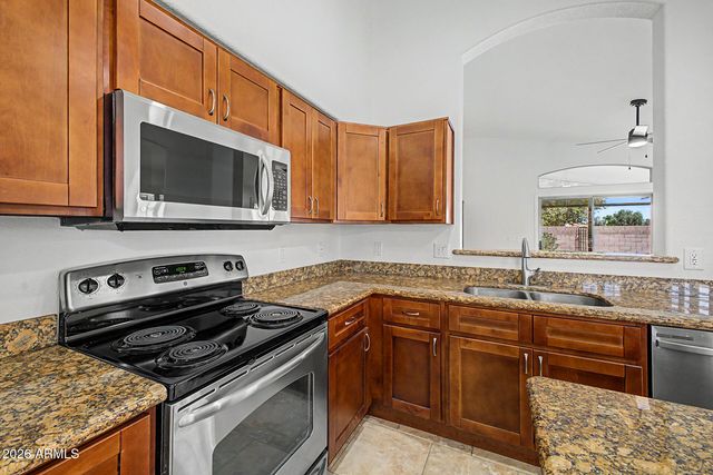 1046 N SAN BENITO Drive, Gilbert, AZ 85234