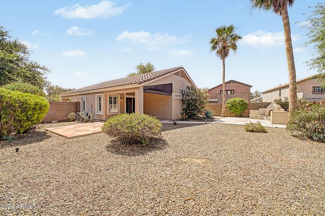 1046 N SAN BENITO Drive, Gilbert, AZ 85234