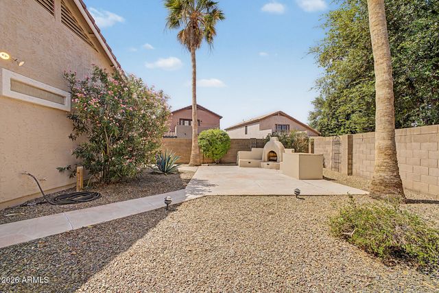 1046 N SAN BENITO Drive, Gilbert, AZ 85234