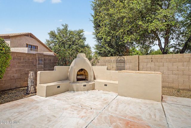 1046 N SAN BENITO Drive, Gilbert, AZ 85234