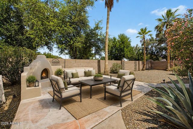 1046 N SAN BENITO Drive, Gilbert, AZ 85234