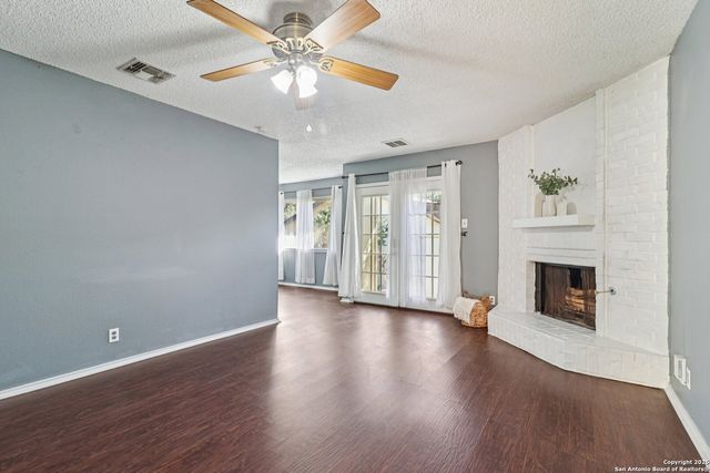 9334 Dover Ridge, San Antonio, TX 78250