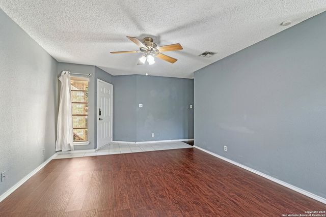 9334 Dover Ridge, San Antonio, TX 78250