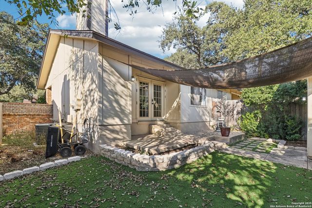 9334 Dover Ridge, San Antonio, TX 78250