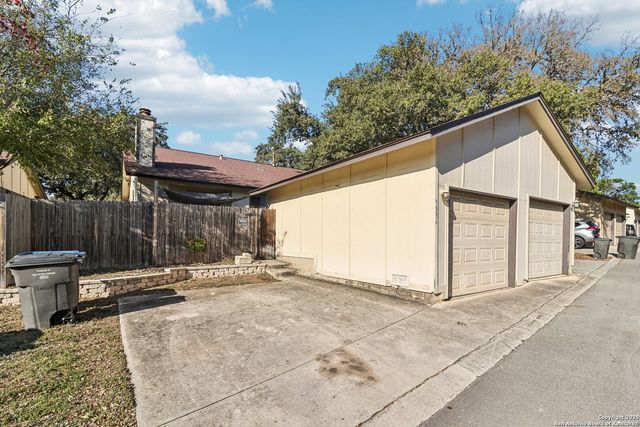 9334 Dover Ridge, San Antonio, TX 78250