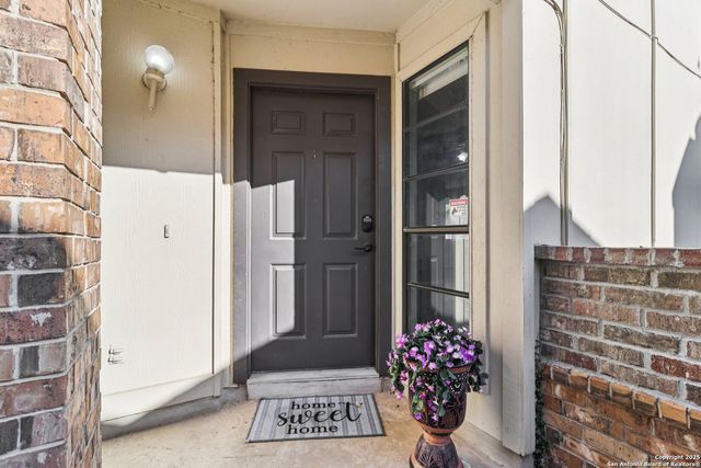 9334 Dover Ridge, San Antonio, TX 78250