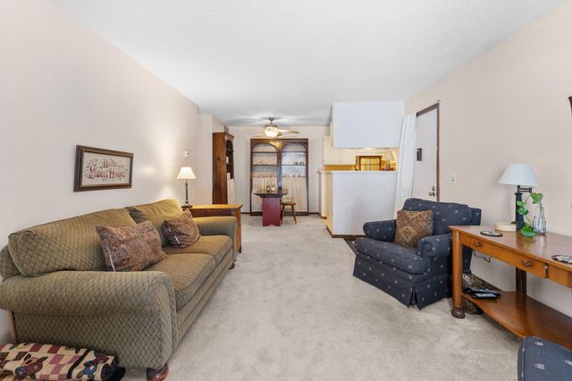 1736 Pleasant Street H, Lauderdale, MN 55113