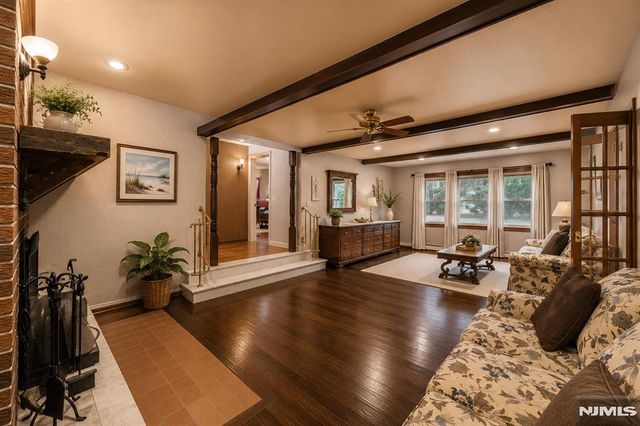 135 Skyline Lakes Drive, Ringwood, NJ 07456